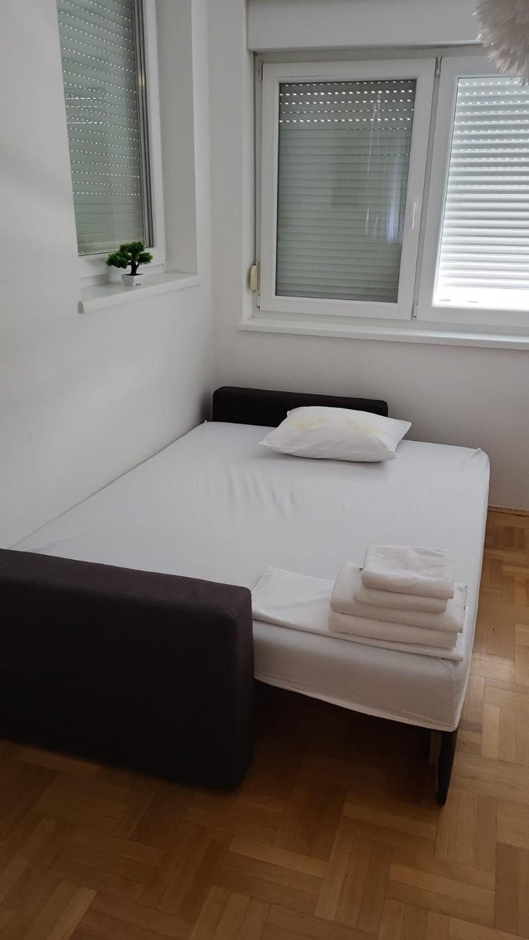 Amaros Apartment *