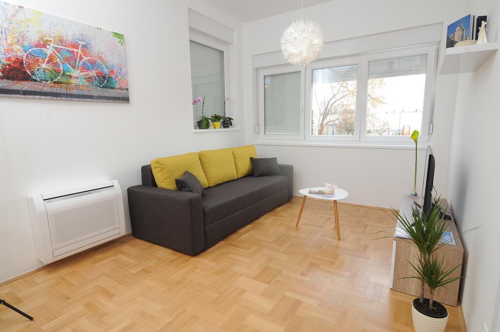 Apartment Amaros *